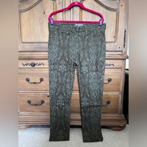 BRAND NEW Kate & Mallory Olive Green Paisley Print Skinny Jeans